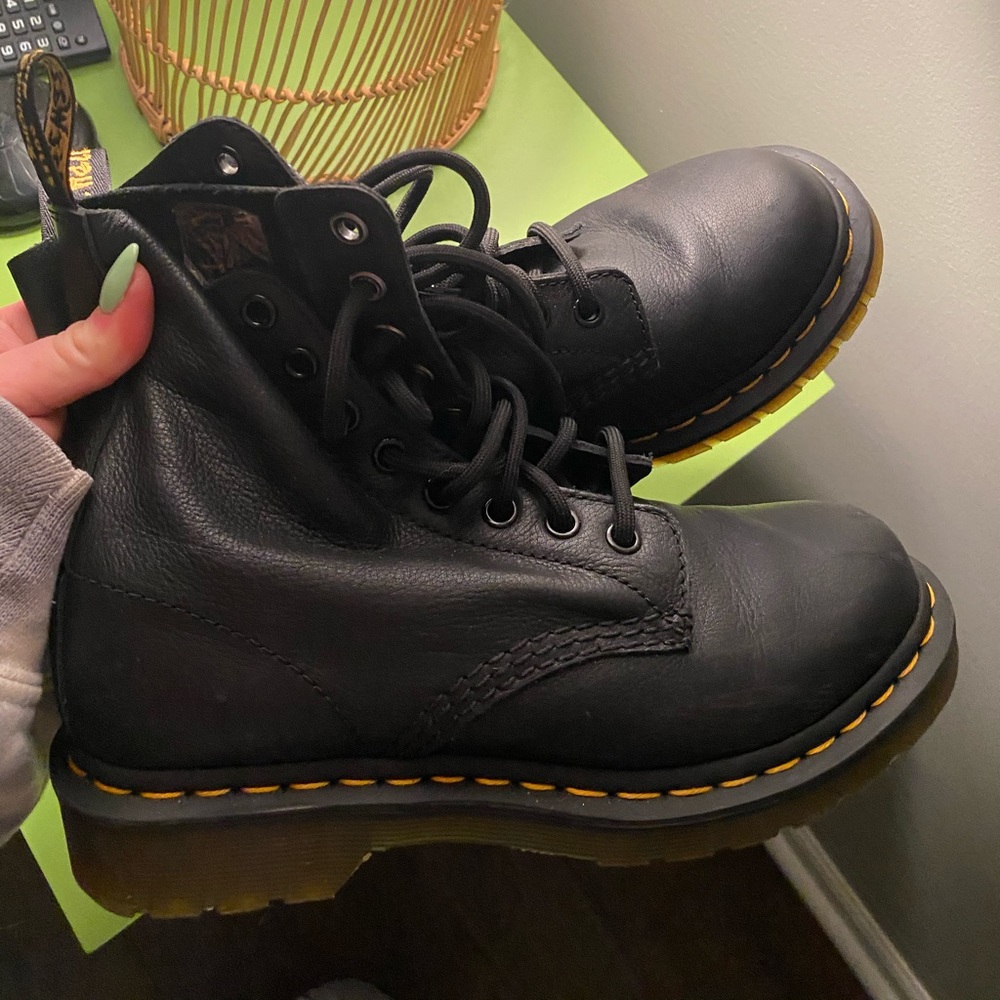 1460 Smooth Leather Lace up Boots